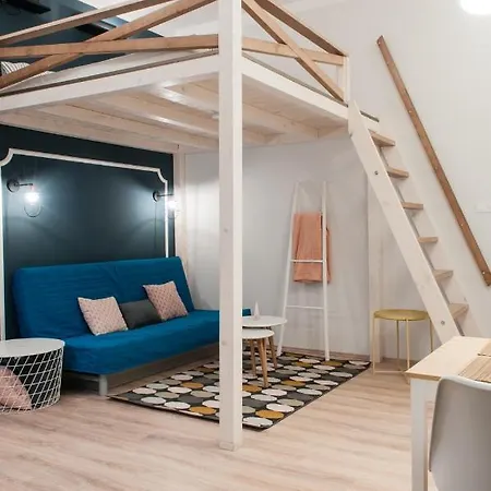 Апартаменты Dohany Studio *