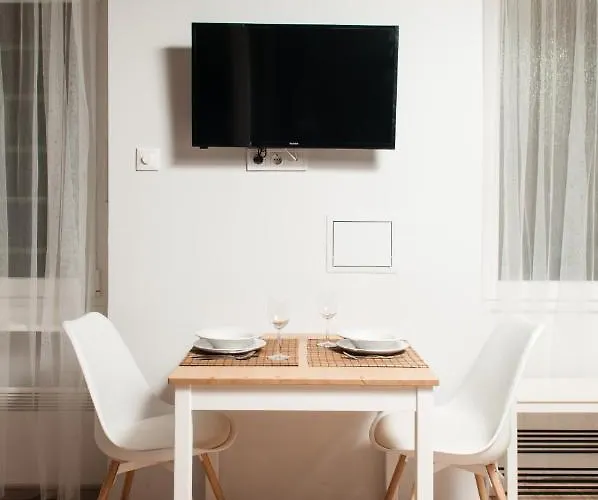 Dohany Apartament